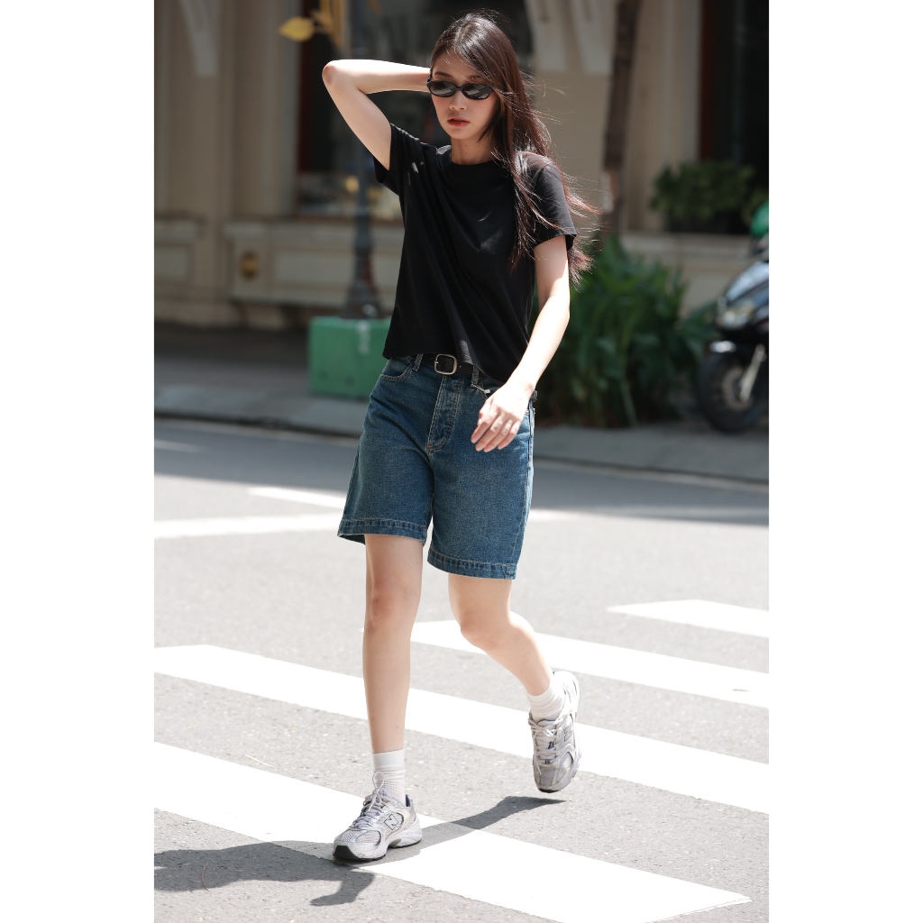 Ảnh TheBlueTshirt - Áo thun trơn tay ngắn phom suông nữ - New Hero Tee - 100% Natural Cotton - Women 2
