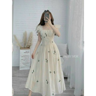 Đầm maxi voan có kèm mút họa tiết hoa nhỏ tay cánh tiên cổ vuông nhúng eo kiểu dáng nhẹ nhàng dễ thương