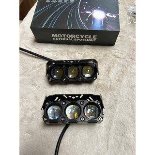 Đèn led bi trợ sáng 3 mắt 1 hàng thẳng điện 12v 24v.