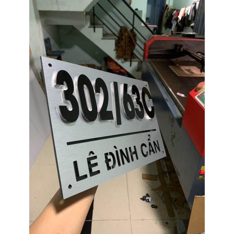 Biển số nhà. Bảng số nhà.Nền alu phũ nhôm bạc xước, số nổi 8mm. cao cấp ngoài trời