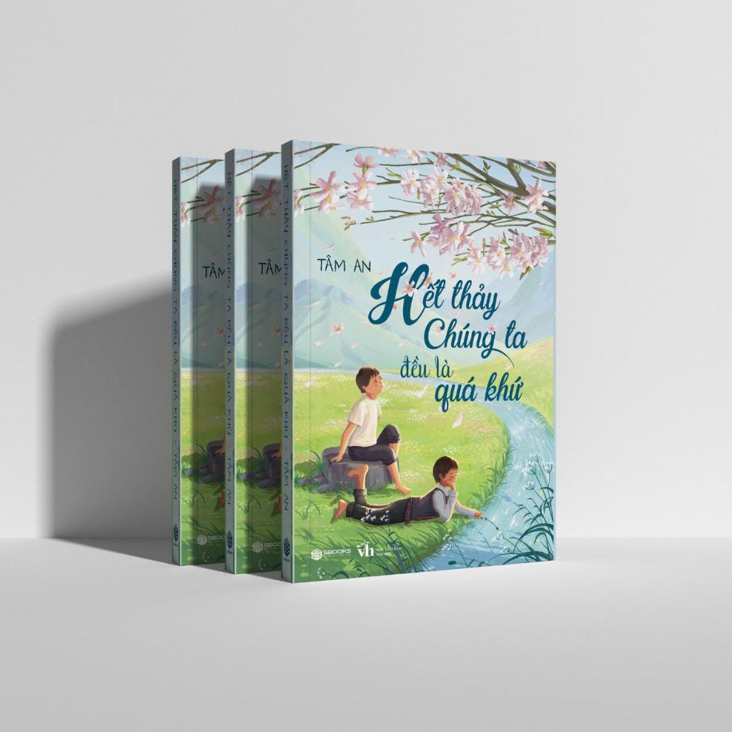 Combo 2 Cuốn Sách: Hết Thảy Chúng Ta Đều Là Quá Khứ + Gửi Người Thương Chút Nắng Cho Đêm Đông - SBOOKS