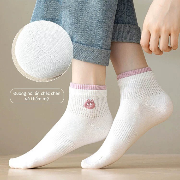 Tắt vớ nữ cổ ngắn họa tiết thêu đáng yêu, chất liệu cotton co giãn 4 chiều - Ekiu Shop