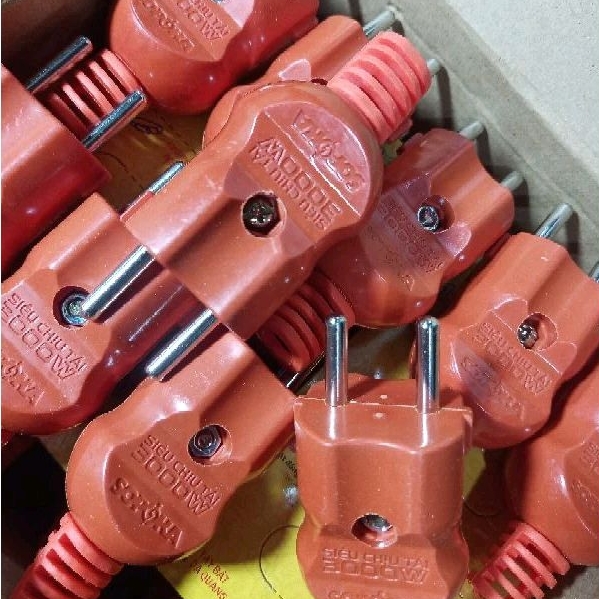 Phích cắm chịu tải Hinoki công suất 3000w