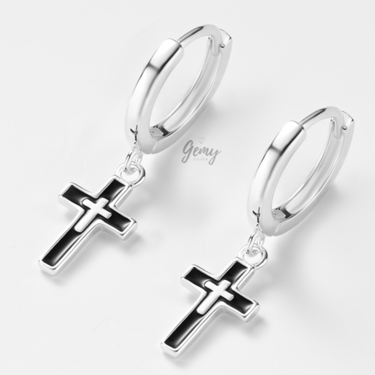 Khuyên tai tròn nam bạc s925 thiết kế hình chữ thập thánh giá đen 2 cá tính unisex (1 chiếc) KN122 | GEMY SILVER