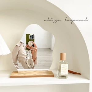 Gương để bàn trang điểm đế gỗ hình đám mây - Gương decor cao cấp NHUYDECOR