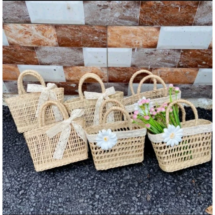 Women's Vintage Woven Straw Bag – Mini, for the Beach