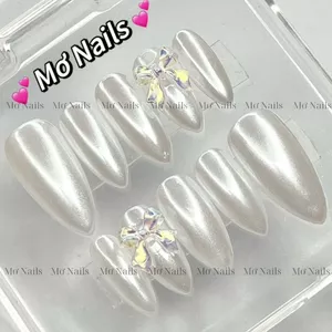 Nail Box thiết kế tráng gương ngọc trai charm nơ M22 nhà Mơ Nails