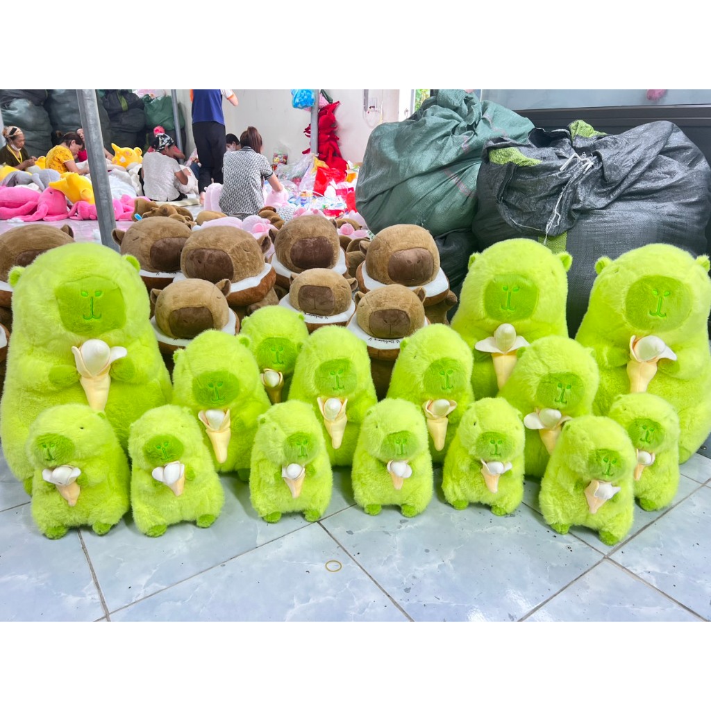 Capybara Xanh Lá Gấu Bông Capybara Xanh Ôm Chuối Mẫu Mới Capybara Màu Xanh Đặc Biệt Sang Trọng Chất Vải Lông Cao Cấp