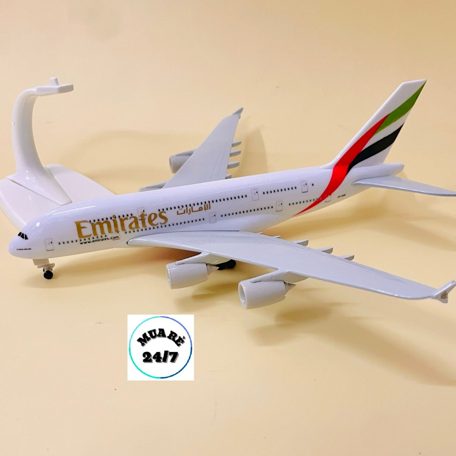 MÔ HÌNH MÁY BAY "EMIRATES AIRLINES" A380-800 20CM TỈ LỆ 1:400 HỢP KIM CAO CẤP NGUYÊN KHỐI BÓNG ĐẸP