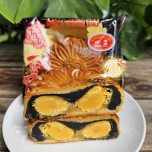 Bánh Trung Thu Mè Đen 2 Trứng 200gr Tân Dân Lợi