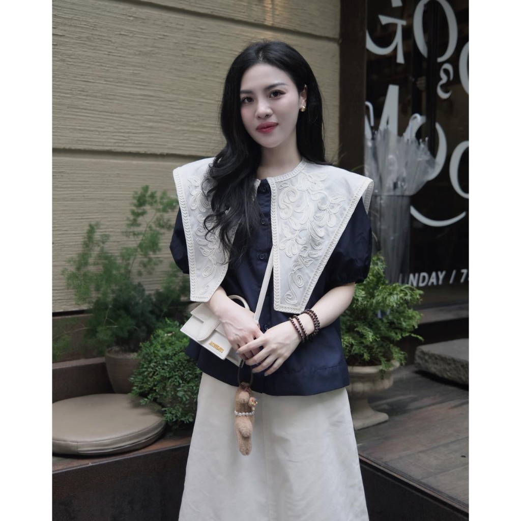 Set Bộ Sơ Mi Nữ Phối Cổ Hải Quân Thêu Hoa Nổi Kèm Chân Váy Dài, Set Đồ Đi Chơi Cafe Phong Cách Vintage - CHAMIE STUDIO