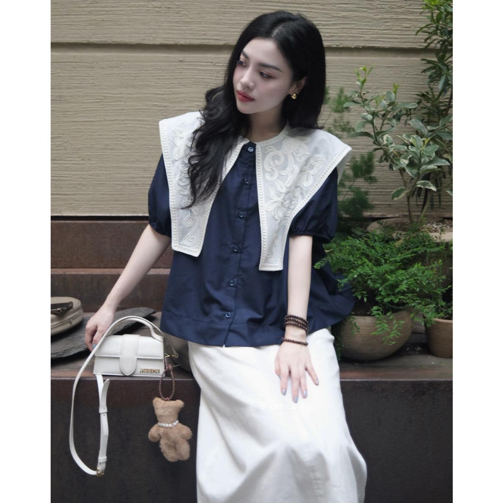 Set Bộ Sơ Mi Nữ Phối Cổ Hải Quân Thêu Hoa Nổi Kèm Chân Váy Dài, Set Đồ Đi Chơi Cafe Phong Cách Vintage - CHAMIE STUDIO