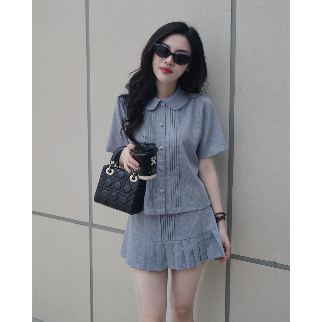 Set Bộ Nữ Sơ Mi Cổ Sen Xếp Ly Dọc Kèm Chân Váy Ngắn, Set Đồ Học Sinh Kiểu Hàn Quốc Dáng Suông Tôn Da - CHAMIE STUDIO