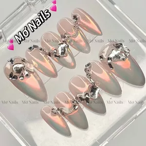 Nail box thiết kế nền thạch hồng tráng gương cực quang charm đá sang M60