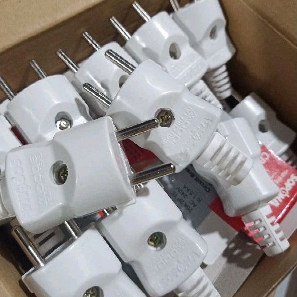 Phích cắm điện chịu tải cao P3000W SOPOKA, chịu tải max 3000w dùng cho các thiết bị công suất lớn