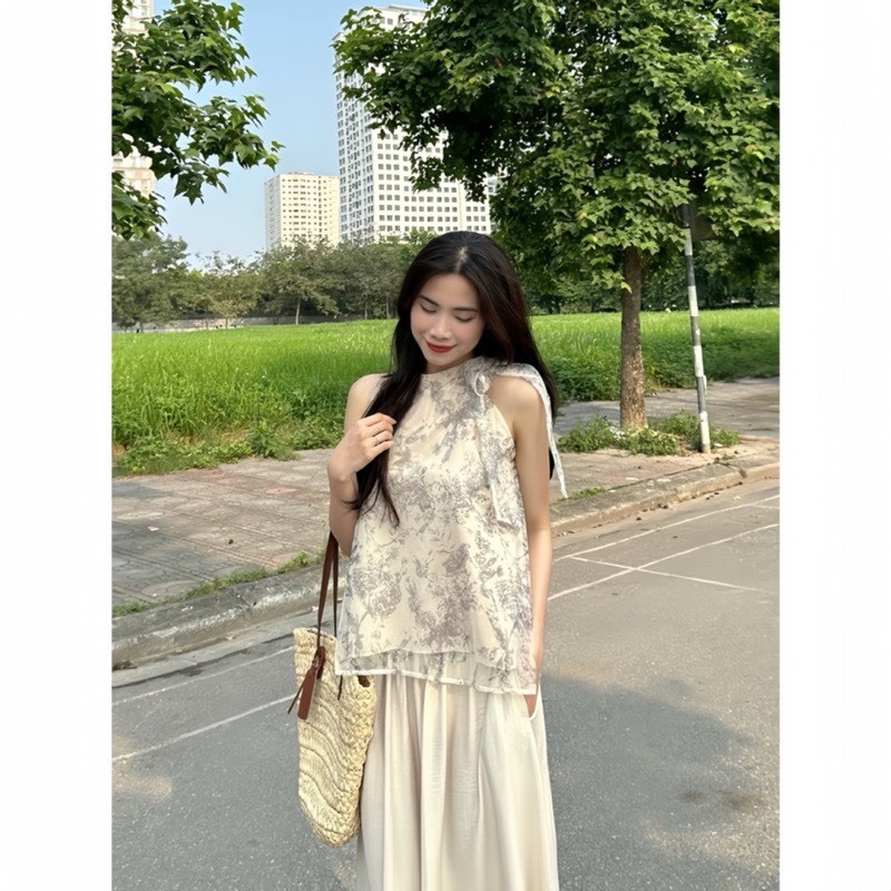 Set bộ quần áo yếm set bộ yếm voan tơ họa tiết hoa kèm quần suông đũi mềm tiểu thư sang chảnh B402 SUTANO | BigBuy360 - bigbuy360.vn