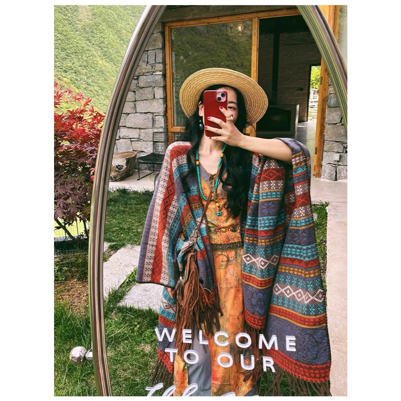 Áo Choàng Thổ Cẩm Mã Mới Nhất 2024 Thời Trang Nữ Bohemian