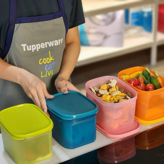 Hộp bảo quản thực phẩm Tupperware Colorful 1.9L hàng Tupperware
