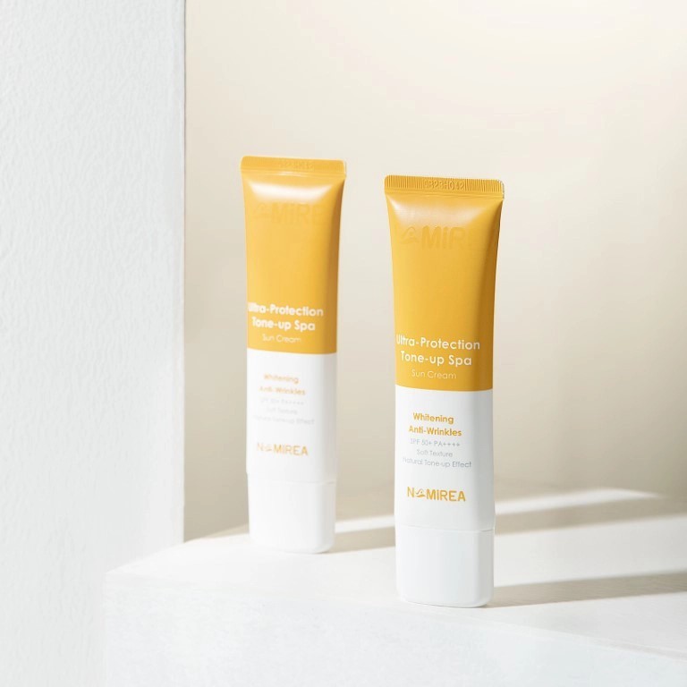 Kem chống nắng Namirea nâng tone SPF50+/PA++++ 50ml