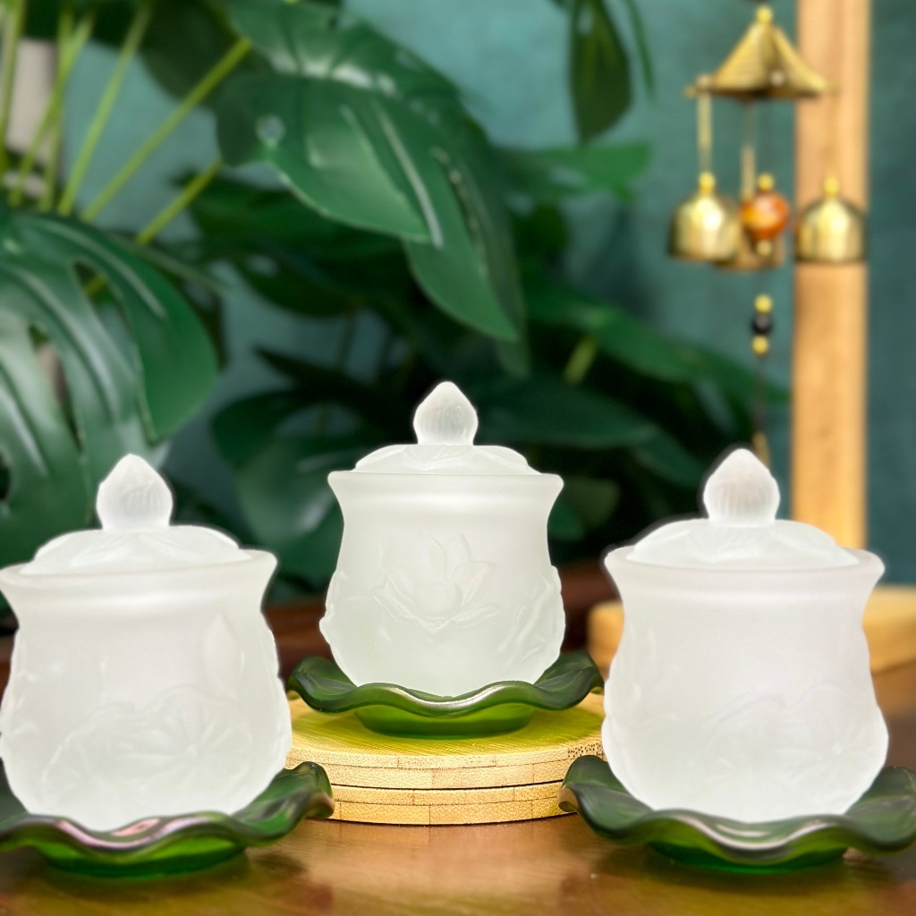 Ảnh Bộ Thờ Cúng Bình Hoa , Lư Nhang , Đĩa, Chung , Án, Màu Trắng Lưu Ly - Tuệ Nga 2