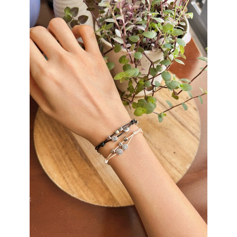 Vòng tay Ebisu - Vòng tay đan dây mix charm màu bạc có size