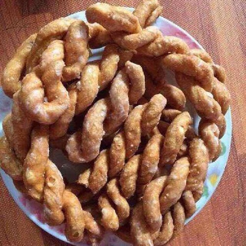 1kg Bánh quẩy xoắn ngào đường