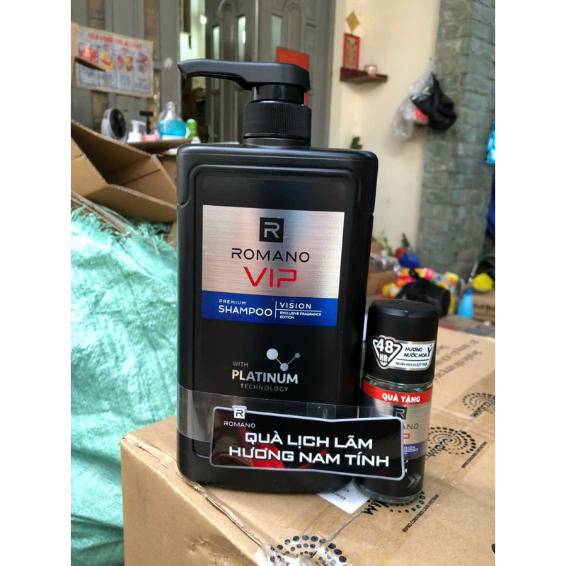 Dầu Gội/ Tắm Gội 2in1 Romano Vip visson / passion 650g Tặng Kèm Lăn Khử Mùi 40ml.