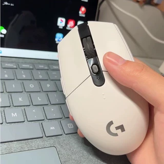 Chuột Máy Tính Không Dây Logitech G304 Lightspeed 25600 DPI 6 Phím tặng kèm Pin GP Alkanline LR6 1.5v. Nhà sản xuất: OEM
126.620
₫
-21%
4.8
Đã bán 3k+
Hà Nội