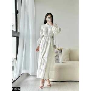 Đầm maxi thô ren dài tay bo chun phối cúc bọc A1836
