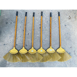 Chổi cước mềm cán gỗ siêu bền siêu rẻ