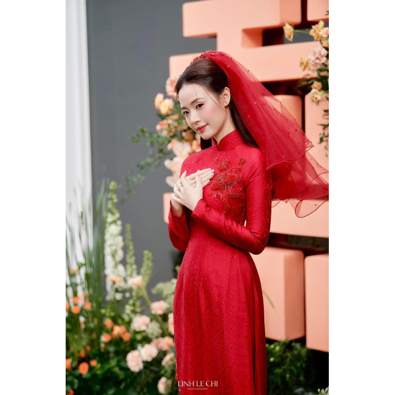 VOAN CÔ DÂU ĐỎ XINH( xem kĩ hình ảnh màu voan đỏ đô ở cuối)