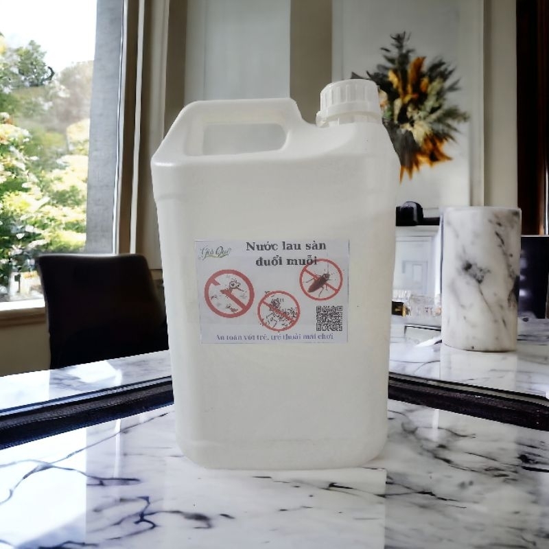 Nước lau sàn đuổi muỗi, kiến, gián thảo mộc