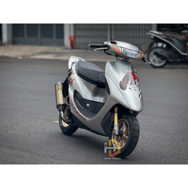 xe様 tem xe Dio zx 50cc màu bạc | Shopee Việt Nam