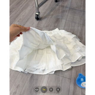 Chân váy bèo viền ren tennis 3 tầng phồng xòe lưng chun trắng đen có quần bảo hộ VANISA CV030