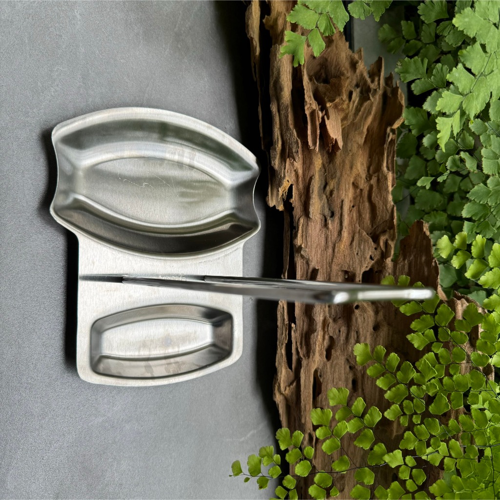 Giá Để Nắp Muôi CHOCKMEN Inox Dày Dặn Giá Gác Đũa Nắp Nồi Giá Để Muỗng Muôi Canh Nhà Bếp