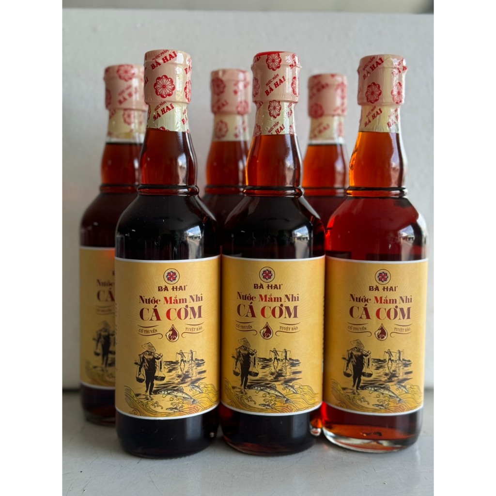 Nước Mắm Nhỉ Bà Hai 25 Độ Đạm ( 6 chai thủy tinh x 500ml )