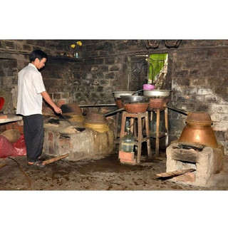 Rượu Bàu Đá BÌNH ĐỊNH Sạch NGÂM SÂM/SAFRON/NHUNG Nấu Truyền Thống Chuẩn Ủ Men Trấu và Đun Củi Không Chứa Cồn