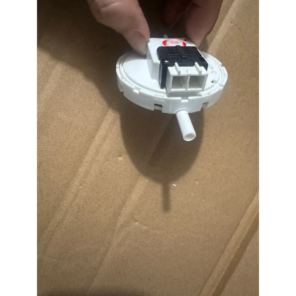 Phao Nước Máy Giặt Sanyo Cửa Trên (59C)  – Phụ Kiện Máy Giặt Chính Hãng