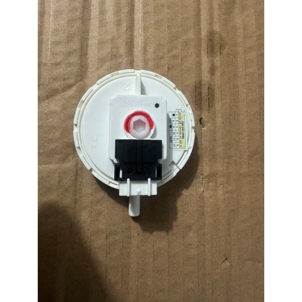 Phao Nước Máy Giặt Toshiba Cửa Trên (84B) – Phụ Kiện Máy Giặt Chính Hãng