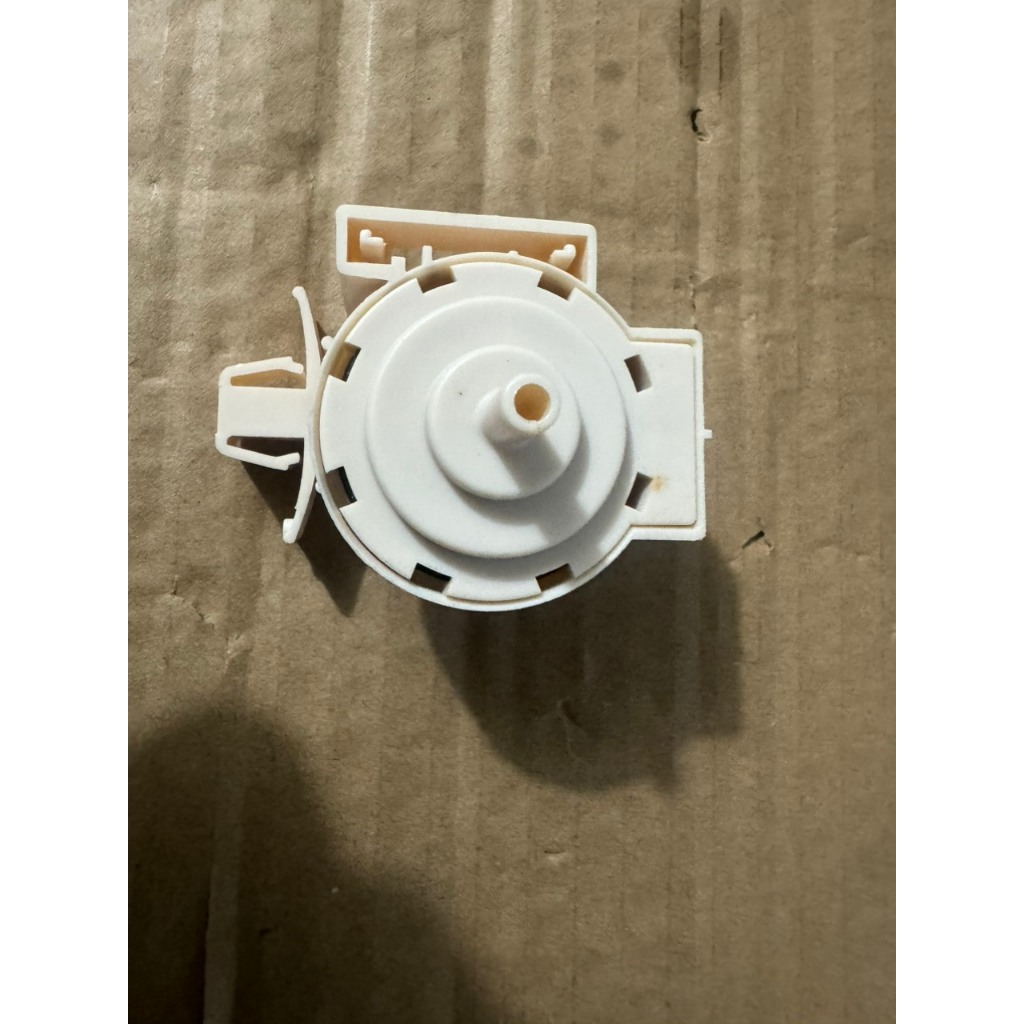 Phao Nước Máy Giặt Toshiba/Media Cửa Ngang Hãng – Phụ Kiện Máy Giặt Chính Hãng