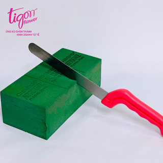 Dao chuyên dụng cắt xốp 36cm, màu ngẫu nhiên - tiện lợi, an toàn, dễ sử dụng