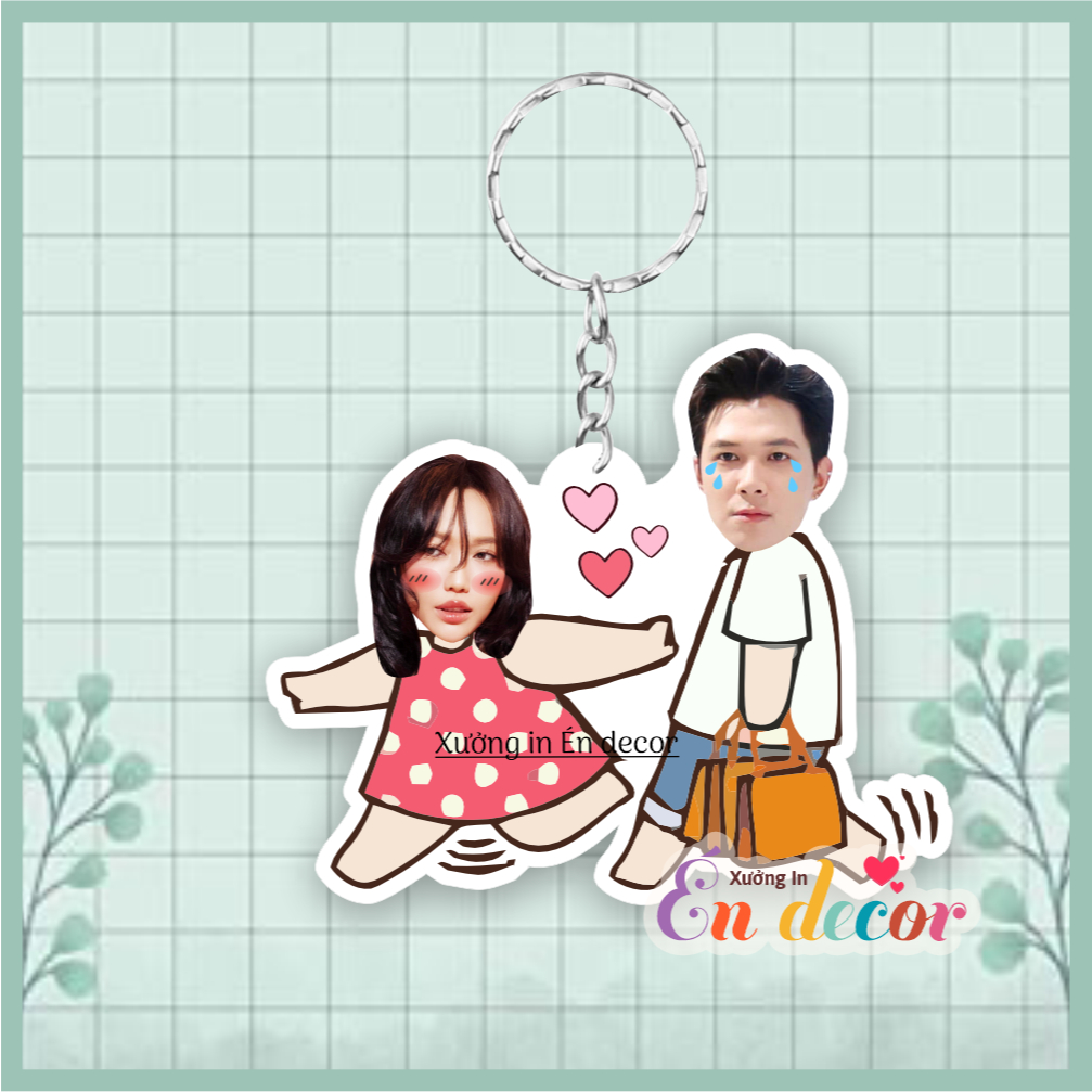 Móc khóa quà lưu niệm in hình chibi cute cặp đôi theo yêu cầu chất liệu mica  - Xưởng quà tặng Sango