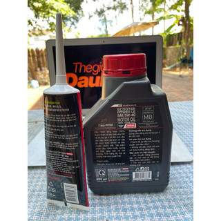 Combo Nhớt Motul Scooter Power LE 5w40 800ml và nhớt hộp số Motul Scooter Gear 120ml cho xe tay ga