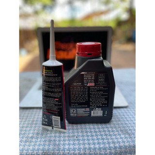 Combo Nhớt Motul Scooter Power LE 5w40 800ml và nhớt hộp số Motul Scooter Gear 120ml cho xe tay ga