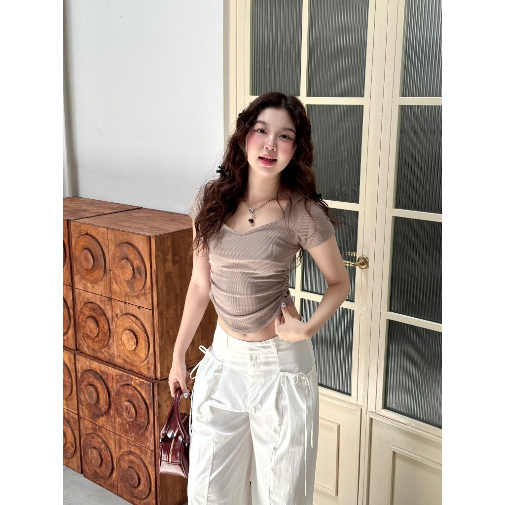 Ảnh Áo Thun Nữ Cổ Vuông Vạt Đổ Tay Ngắn Ôm Sát Chất Thun Len Tăm Mát GAGO GA4909 4928 1