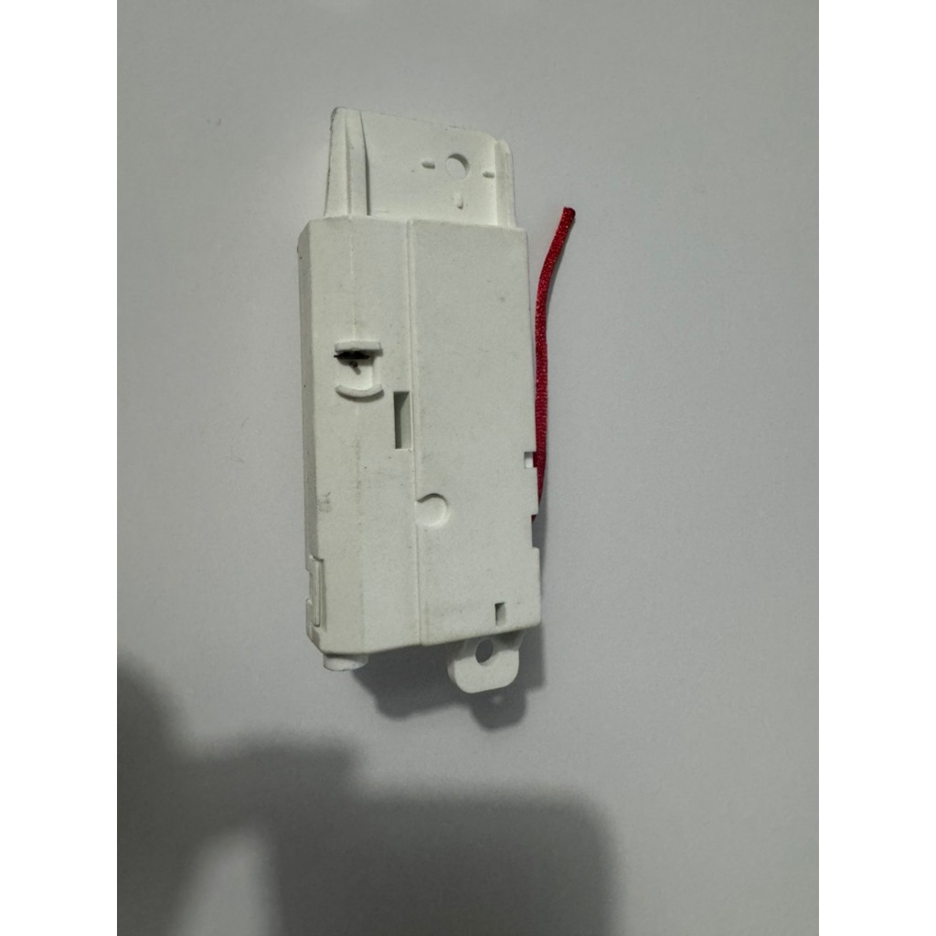 Công Tắc Khóa Cửa Máy Giặt LG Cửa Trên (Chỉ Đỏ) – Phụ Kiện Máy Giặt Chính Hãng