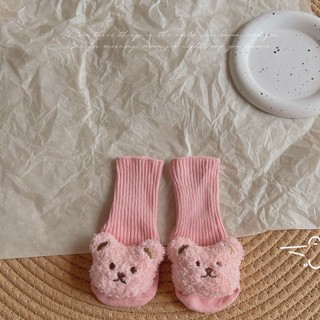 Tất vớ cổ cao đính gấu bông xù dễ thương cho bé 3-10kg. Tất sơ sinh cho bé. Dino Kids
