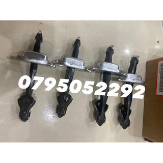 Thanh chốt chặn cửa Honda City 2014 2015 2016 2017 2018 2019 giúp giữ cửa ở vị trí nhất định