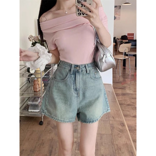 Quần Short Jean Form Chữ A Thêu Hoạ Tiết Hoa 2 Túi Sau Che Đùi To Minijean