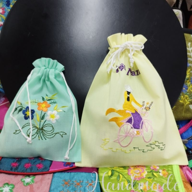 Túi vải cotton rút dây thêu hoa , áo dài Việt Nam - túi đựng quà tặng ...